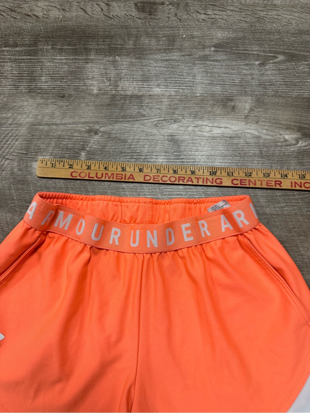 Under Armour Orange Shorts Size Medium - Picture 4 of 6